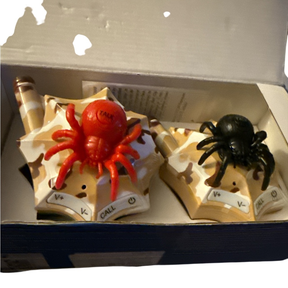 Walkie Talkie’s 3+ Spider-Themed new in box. Velcro wrist strap.